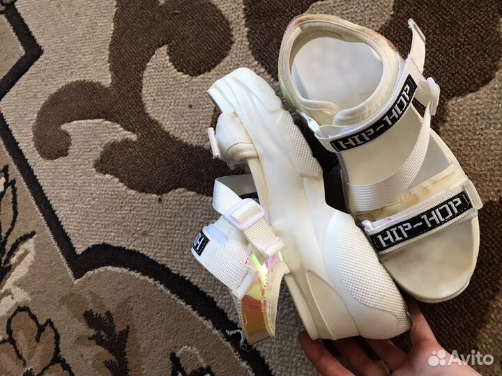 Босоножки сандали