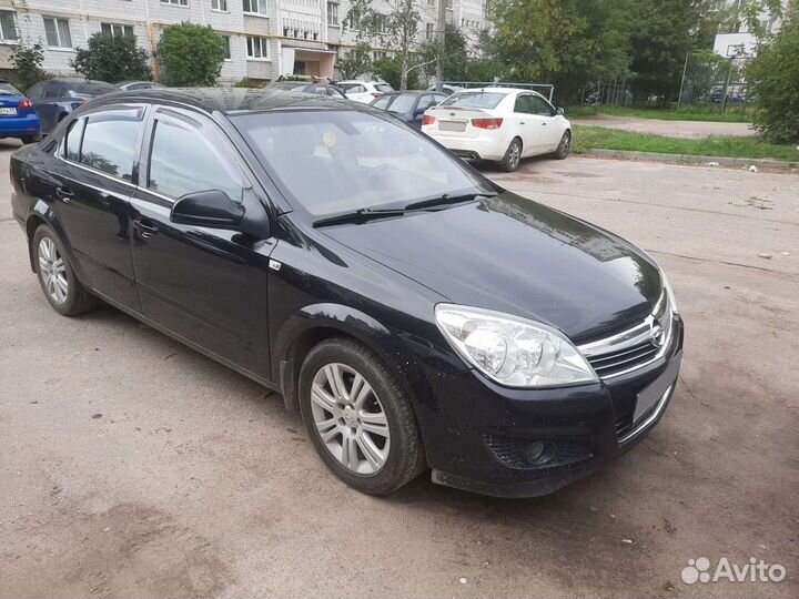 Opel Astra 1.8 AT, 2009, 180 480 км