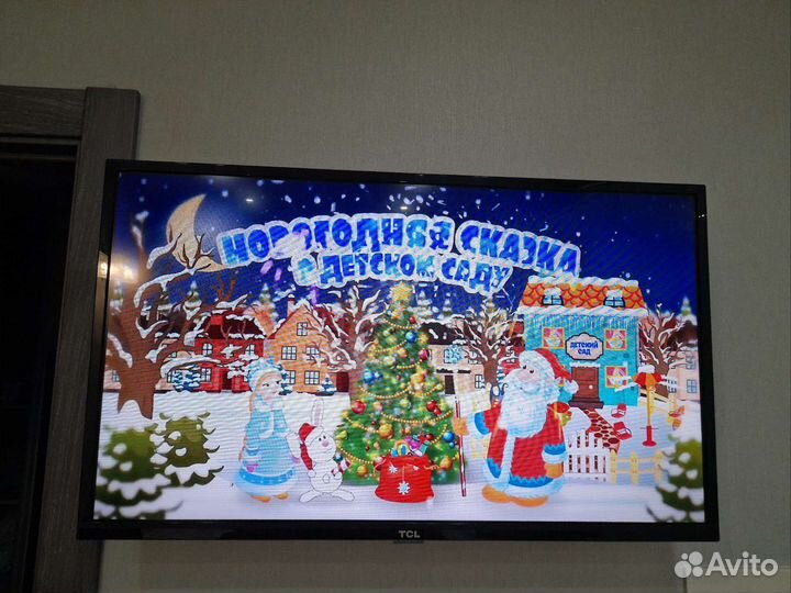 Телевизор TCL 32'