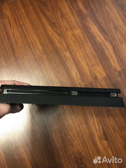 Sony PS4 slim 1tb