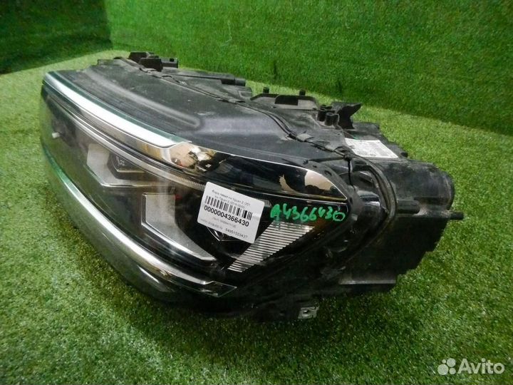 Фара левая Volkswagen Tiguan