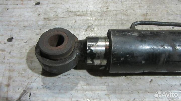 Цилиндр подъёма кабины Volvo FM