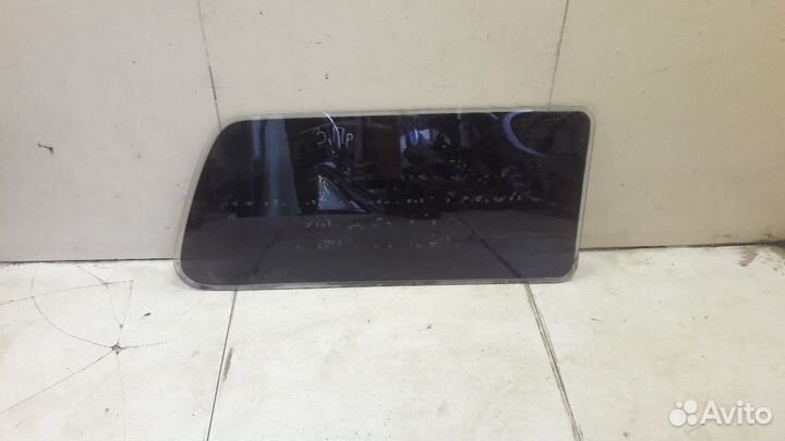 Стекло кузовное правое LADA Niva (4х4)