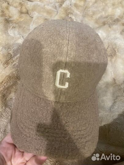 Зимняя теплая кепка