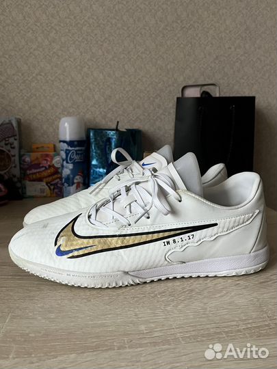 Футзалки nike