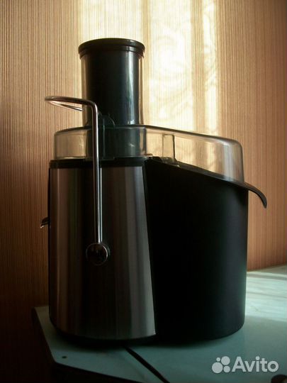 Соковыжималка Scarlett SC-018