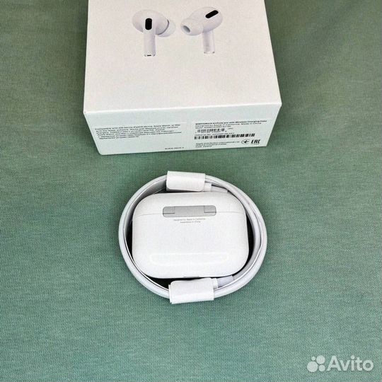 AirPods Pro 2: Ваш звуковой компаньон