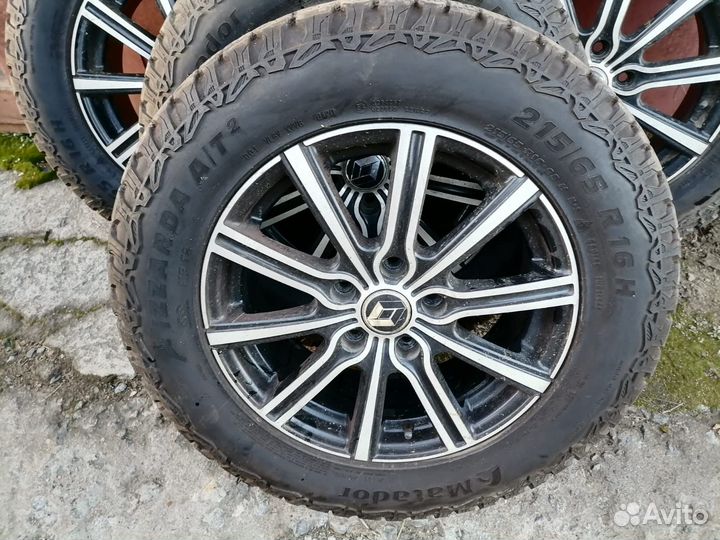 Летние колеса 215/65R16 (5x114.3)