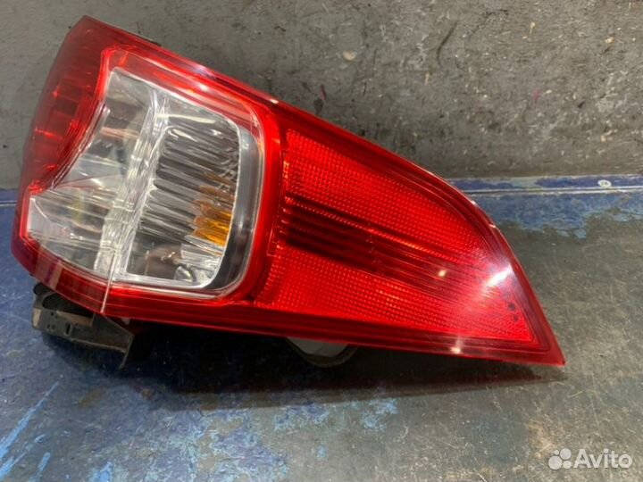 Фонарь правый Honda Accord 8 CU