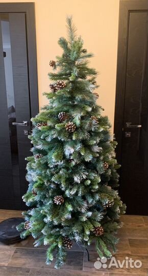 Елка искусственная 180 см с шишками