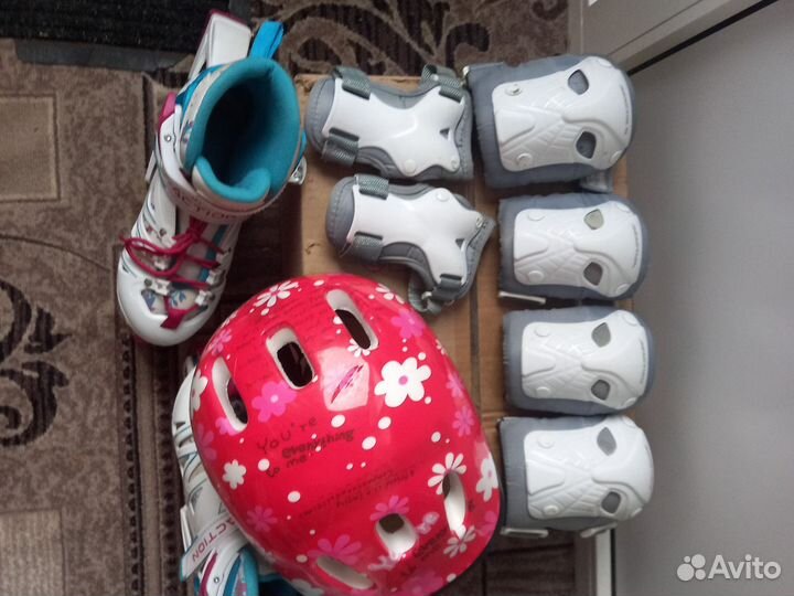 Раздвижные роликовые коньки Reaction с защитой