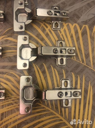 Мебельные петли Boyard без доводчика (27 шт)