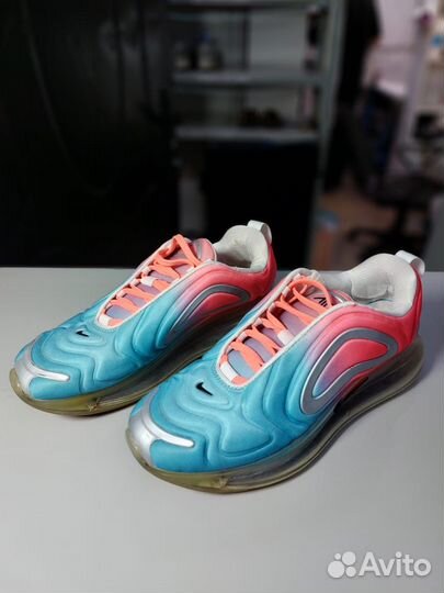 Кроссовки Nike женские