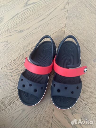 Сандалии crocs c11