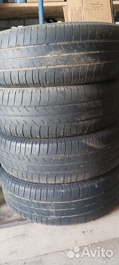 Bridgestone B250 185/70 R13 86