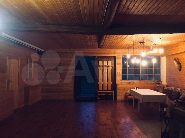 Коттедж 250 м² на участке 2 га