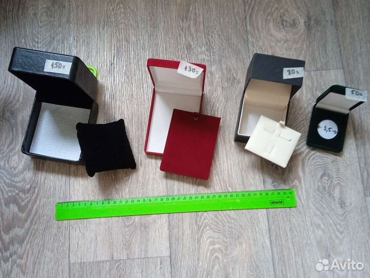 Банки металлические/пластиковые, футляры