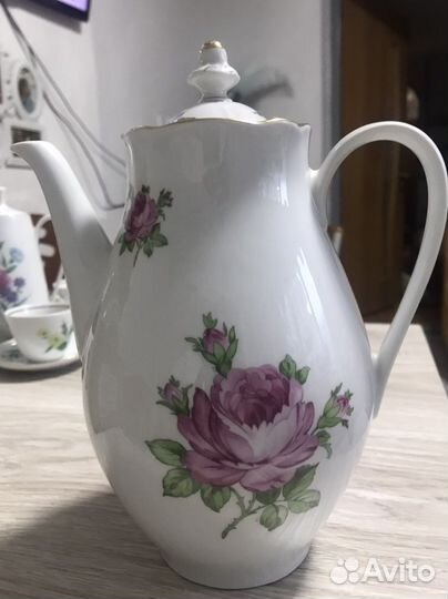 Отдельные предметы фарфорового сервиза Соlditz