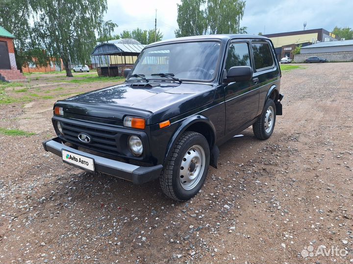 LADA 4x4 (Нива) 1.7 МТ, 2017, 105 000 км