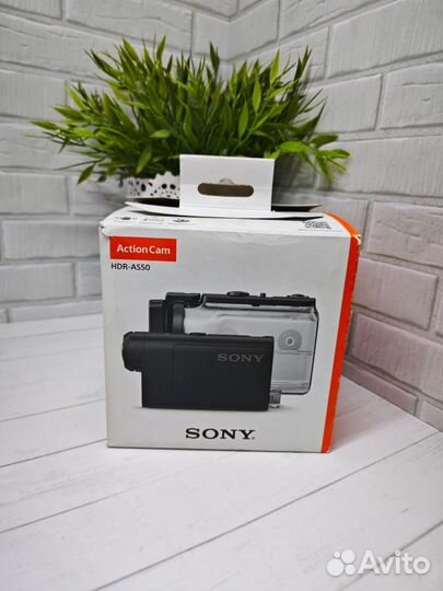 Экшен камера sony HDR-AS50