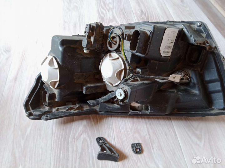 Фара правая LADA vesta