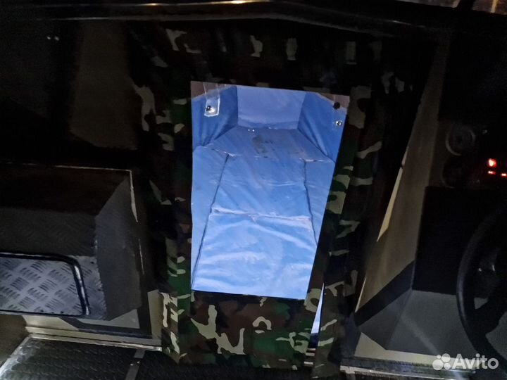 Катер Вымпел 560