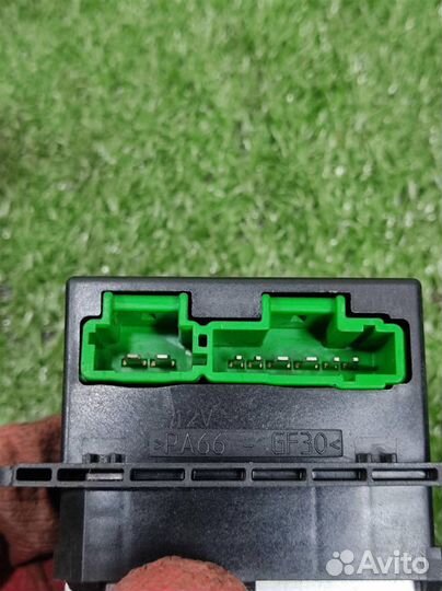 Резистор отопителя Renault Clio 3 2006