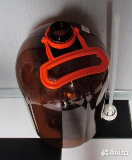 Бутыль пластиковая для вина или воды