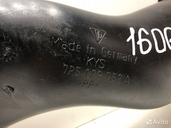 Патрубок воздушного фильтра Porsche Cayenne 2010-2