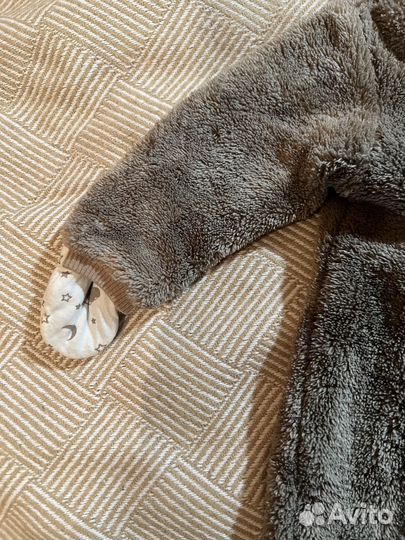 Комбинезоны утепленные для малышей белый и коричне