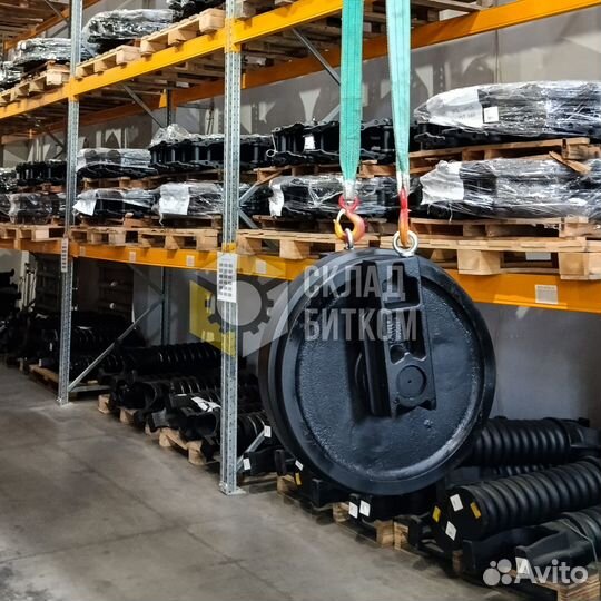 Колесо направляющее / ленивец Hyundai R290LC-9A