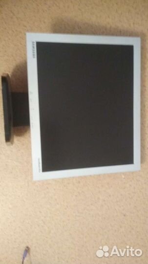 Монитор samsung