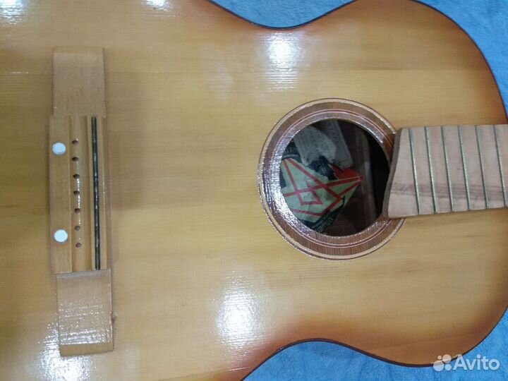 Гитара семиструнная