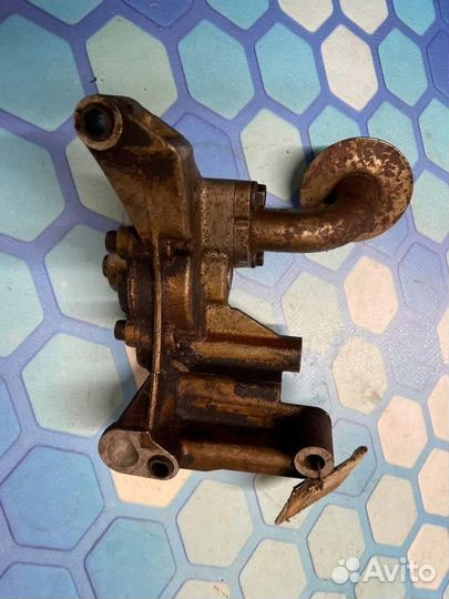 Масляный насос 06A115105B