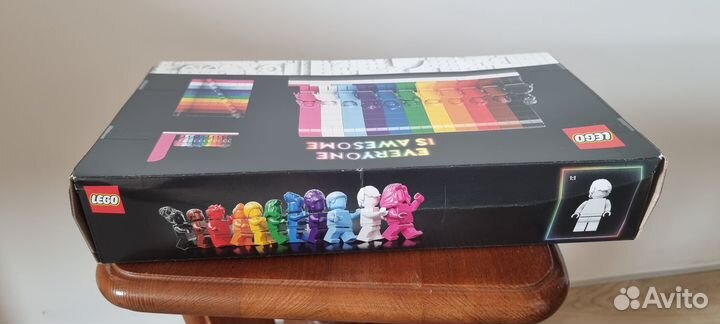 Lego Everyone Is Awesome 40516