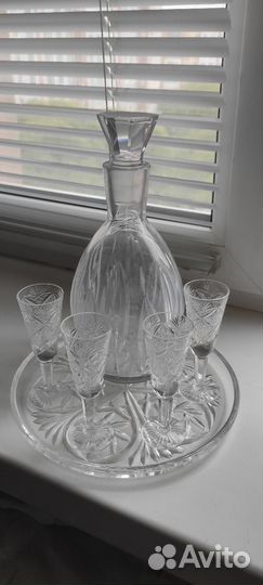 Графин хрустальный