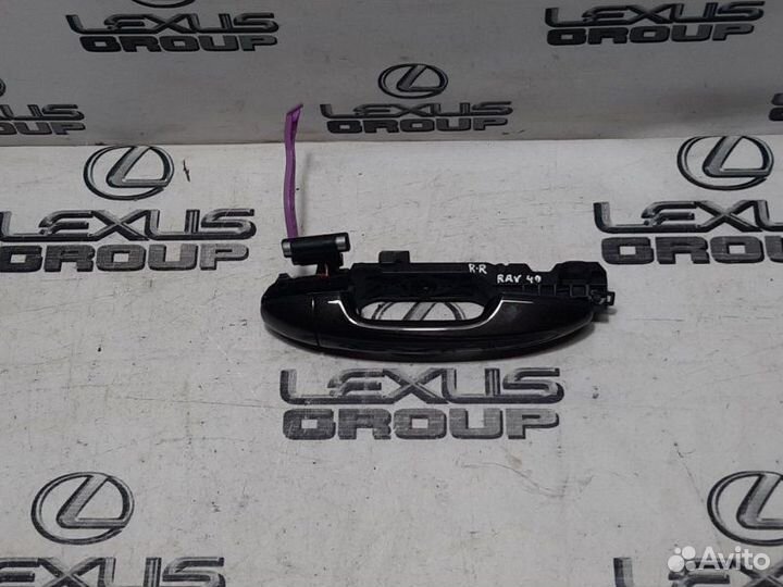 Ручка двери внешняя прав. зад. Toyota RAV4