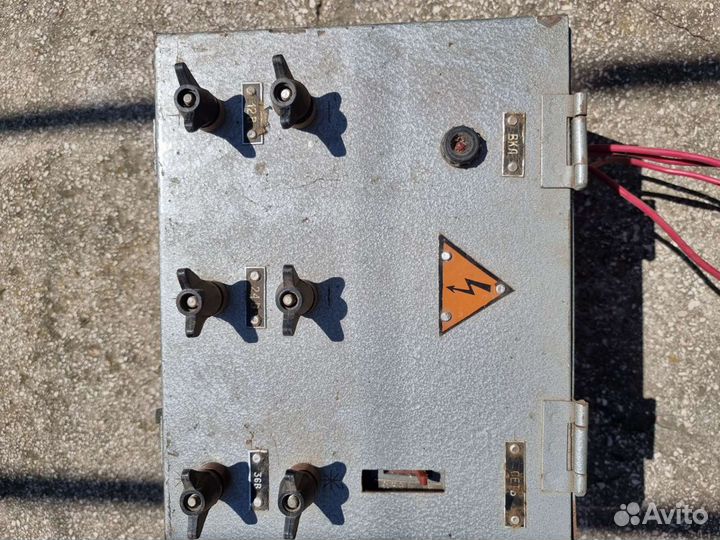 Пускозарядное устройство стационарное