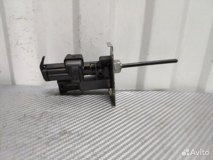 Активатор замка крышки бензобака LADA Vesta 1.6