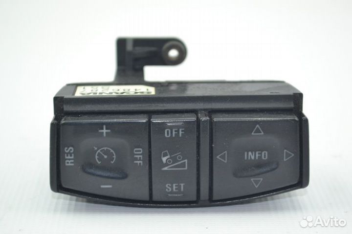 Мультикнопки на руле, нижняя scania R-Series (01.0