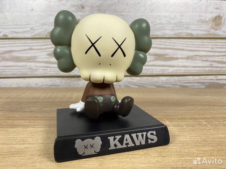 Фигурки kaws коллекционные