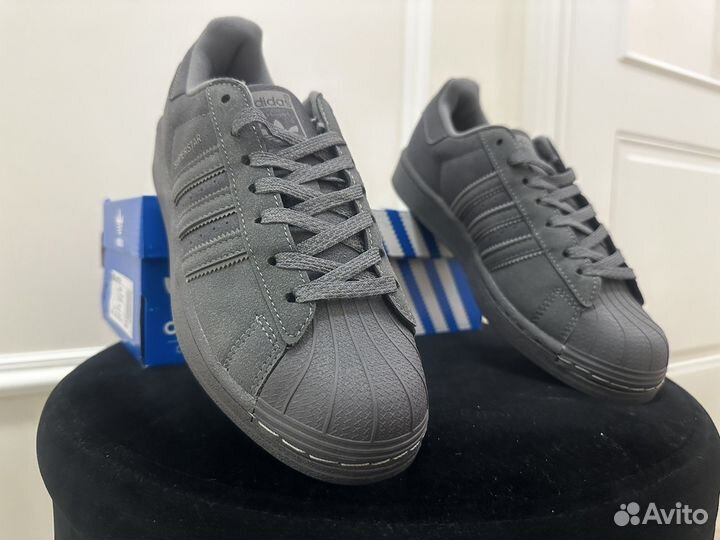 Adidas superstar