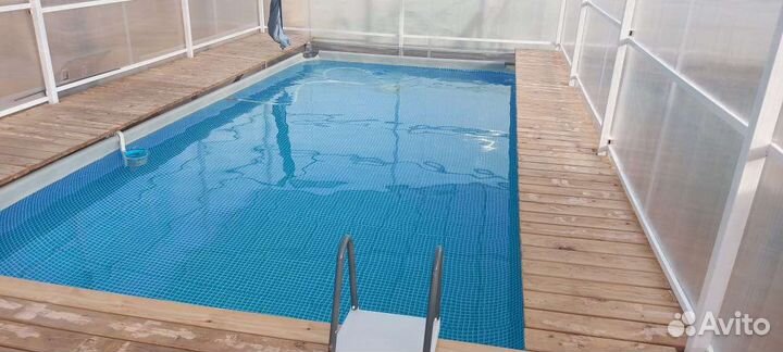 Баня с бассеином и беседка с мангальной зоной