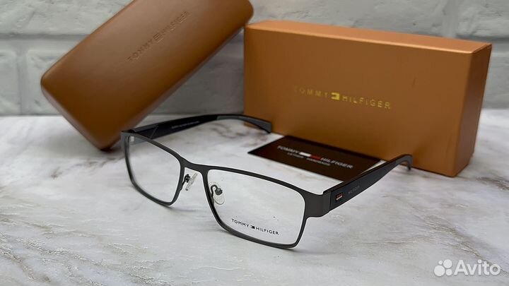Оправа Tommy Hilfiger