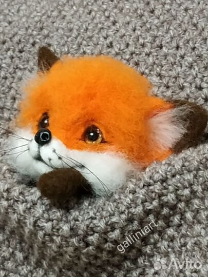 Лисенок брошь из шерсти