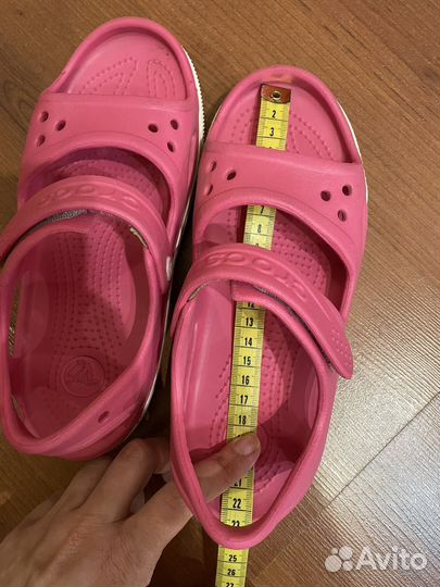Сандалии crocs для девочки j3