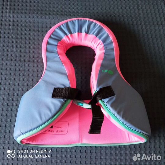 Желает для плавания детский