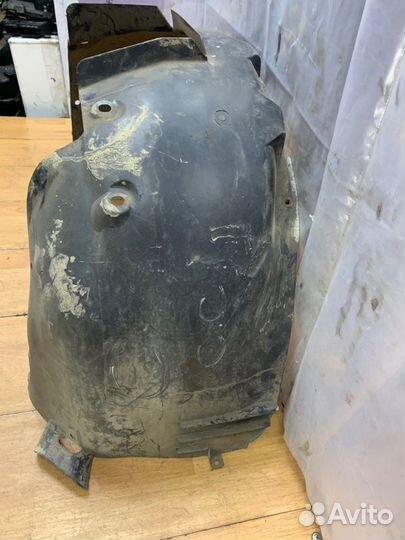 Подкрылок передний левый Opel Corsa C