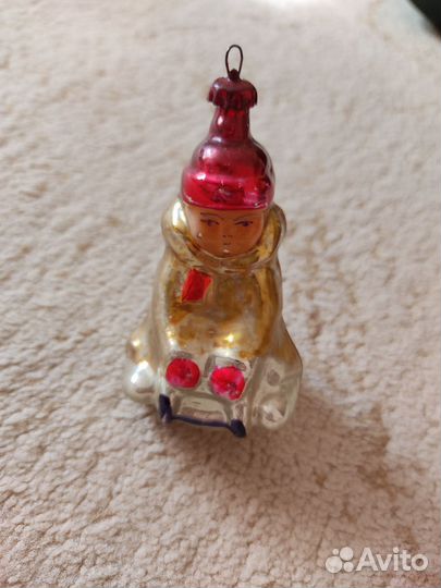 Елочные игрушки мальчик на санках СССР