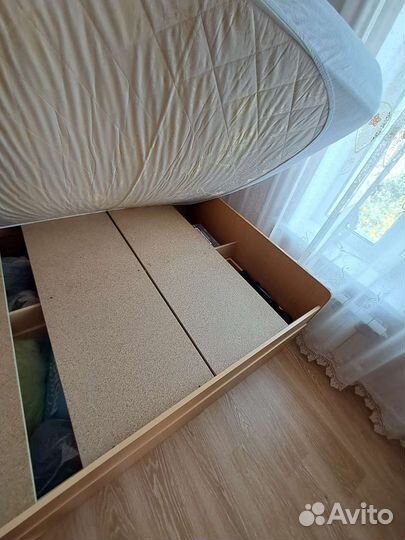 Кровать двухспальная с матрасом бу 140 200